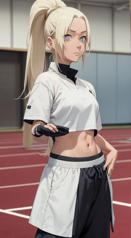 Ino Yamanaka， 32 anos , Physical Education Teacher, wearing physical education clothes, dia ensolarado, standing warming up; em close-up，with a good figure