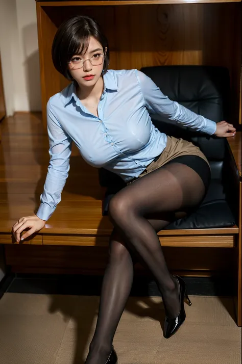 short detailed hair，mature，Heavy makeup，Clear flesh-colored pantyhose，wearing shoes，Office uniform set，in a school，wears glasses