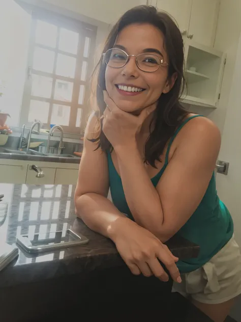 smiling woman leaning on a counter with her hand on her chin, na mesa da cozinha, happily smiling at the camera.