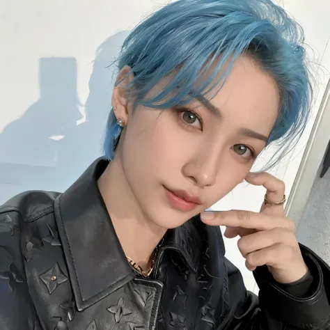 arafed woman con cabello azul and a black jacket posing for a picture, Cai Xukun, con cabello azul, Pelo corto azul, Pelo corto azul, con el pelo corto, Cabello azul cielo, Cabello liso azul cielo, Hyung Tae, Kim Doyoung, con piel azul, Peinado azul, XQC, ...