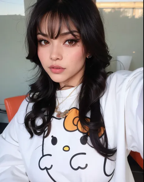 Hay una mujer con una camiseta de Hello Kitty posando para una foto., she has black hair con flequillo, how much as cat woman, how much, con flequillo completo, alani guillen, con flequillo, foto de perfil en la cabeza, Zendaya, bella poarch, inspired by G...