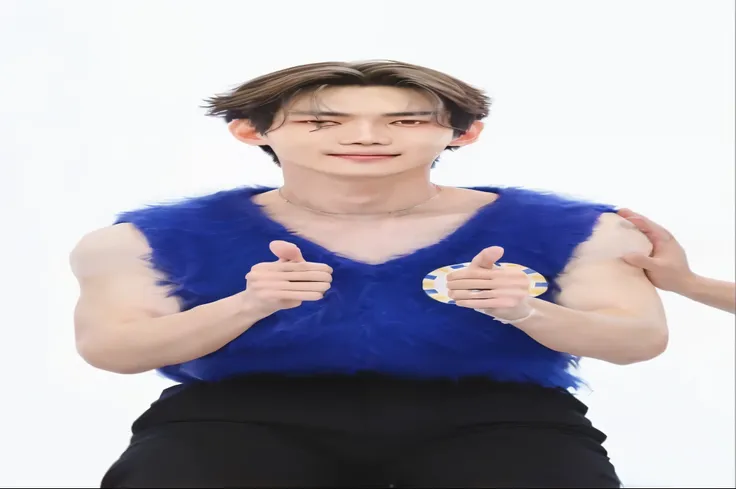 homem arafiado com colete azul fazendo sinal de positivo, cai xukun, xqc, Kim Doyoung, Wonbin Lee, Jinyoung Shin, Jung Jaehyun, inspirado em Bian Shoumin, hyung tae, Heise Jinyao, Sha Xi, sakimichan, xianxia de corpo inteiro, dez lee, taejune kim, Yanjun C...