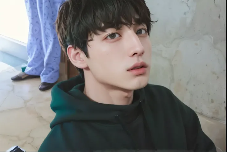 um close de uma pessoa com uma camisa verde e um moletom preto, Jungkook, jungkookthe right eyelid is swollen, Jungkook de cabelo preto, Kook Jung, Jungkook Jeon, enormes olhos bulbosos e negros, olhos pesados para o lado, your eyes seem wise, inspirado em...