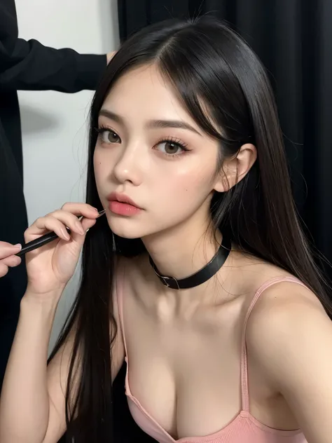 Kim Jennie con el cabello negro oscuro, con rulos en las puntas del cabello negro oscuro, con un ganchito de estrella en el cabello negro oscuro, ojos de color claro, ojos bonitos, ojos llorosos, nariz bonita y respingada, labios bonitos, labios rosas, hea...