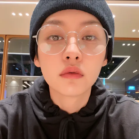 Hombre arafed con gafas, sombrero negro y chaqueta negra., Cai Xu Kun, yanjun chengt, kim taejin, sol justin, gafas redondas grandes, con gafas, Jiminhis right eyelid is swollen, usando gafas redondas grandes y delgadas, Hong June Hyung, pintar ulzzang, ga...