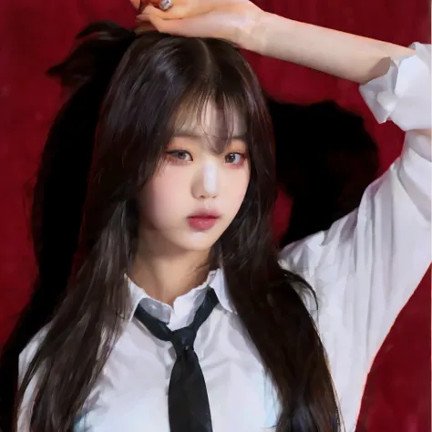 hay una mujer de pelo largo que lleva una camisa blanca y corbata negra, retrato de jossi de blackpink, female korean idol portr...