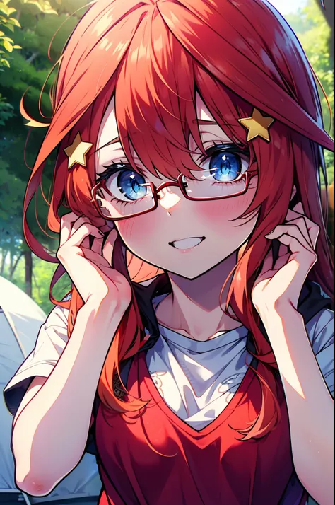 itsukinakano, Itsuki Nakano, bangs, blue eyes, Hair between the eyes, Ahoge, Redhead, star (symbol), hair ornaments, star hair ornaments,Akagi glasses, tooth, smile, Open your mouth,Red hoodie,Short sleeve,Baseball cap,Food Up,Red Tank Top Shirt,Short deni...