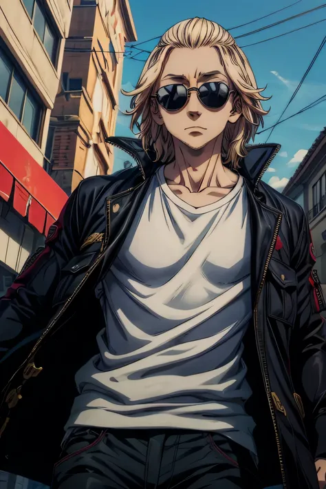 Manjiro Sano, usando uma jaqueta preta, with sunglasses