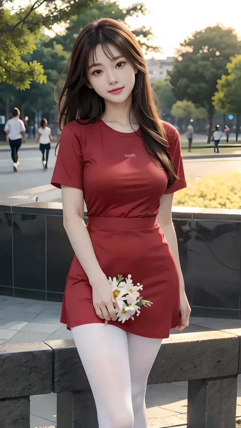 ulzzang-6500-v1.1, (RAW photo: 1.2), (Real photo), (Real photo: 1.4), 1 girl、Perfect anatomy、20 years old、Looking at the camera、Medium length hair、Red T-shirt, dress, Hand holding a bouquet of bright fresh flowers, ((in the park at sunset : 1.1))、(Hyperrea...