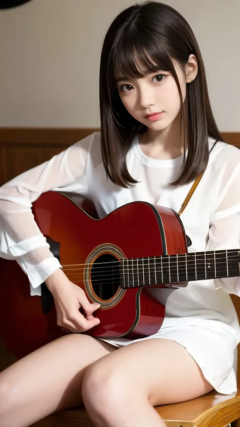 Inside the portlet, you can see your body completely. Define each part of the face: there are human details. Complete Japanese girls express different faces together. The guitar looks big for ordinary girls. He is playing a stylish red 艷 gentle folk guitar...