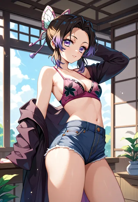 Uma garota kochou shinobu, demon slayer, kimetsu no yaiba, Shinobu Kochou, cabelo roxo, short jeans e cropped 