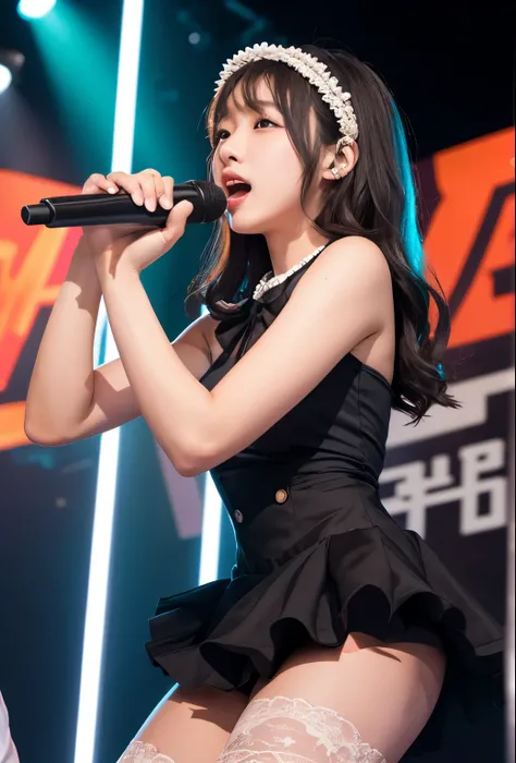 Above-the-knee skirt、Korean idol solo performance. 彼女は茶colorの髪をしていて、Wearing cute idol costumes. In the background、Live concert taking place with vibrant stage lights and cheering audience. The image must capture the essence of the live performance, Focusin...