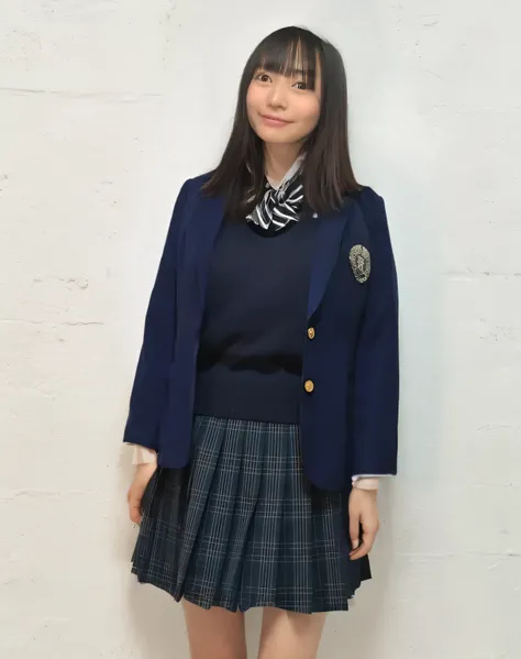 Super detailed,Best Quality,One high school girl,Standing in a room with white walls, Im looking at this slightly to the side,Wearing a uniform,Im wearing a pleated miniskirt,Posing for a photo