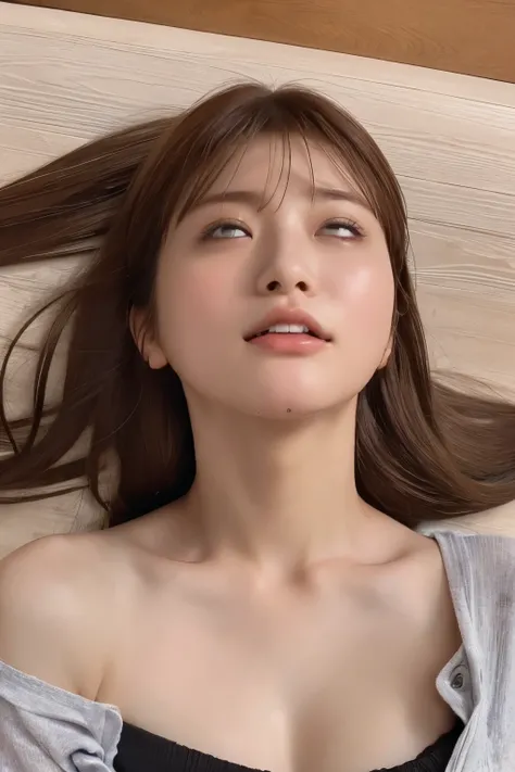 Close-up of face, (She is lying on her back:1.5), ( top quality,  masterpiece:1.2),  highly detailed ,  high res,   8k Wallpaper,  perfect dynamic composition, Eyes with Attention to Details , summer trend fashion, open mouth, She squints her eyes, (orgasm...