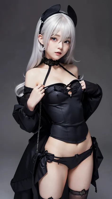 flat chest、 slimming、、The dull woman、 unkempt hair with an opening、Shyness、 Silver Hair、has one eye hidden、Gothic Lolita