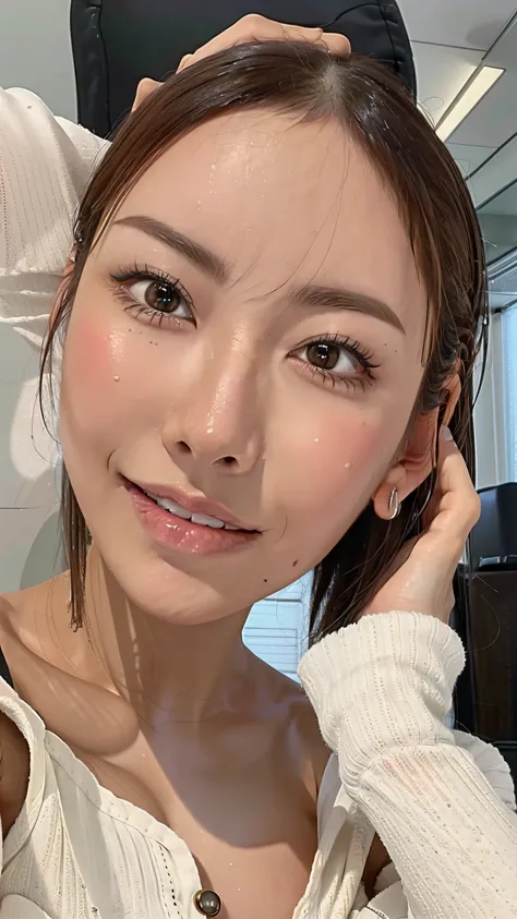 Close-up visual of a face very close up of the face in front with the face close to the front、large nipples at an angle that shows your face up close , huge nipples,Look at me with a smile          、vision、      look obliquely at the beautiful platinum col...