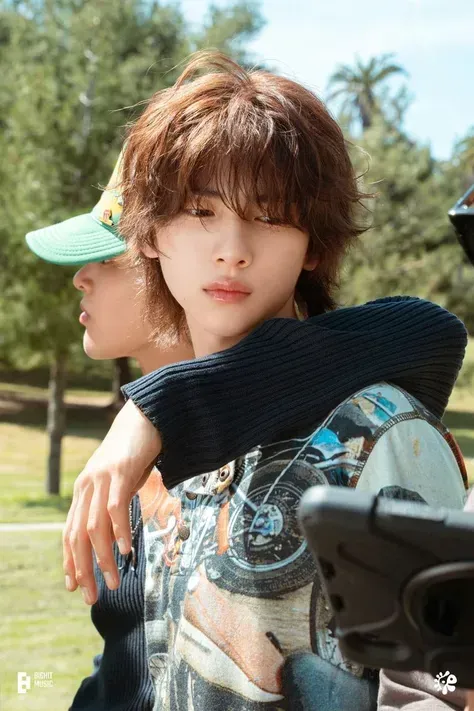 Fallen leaves return to their roots