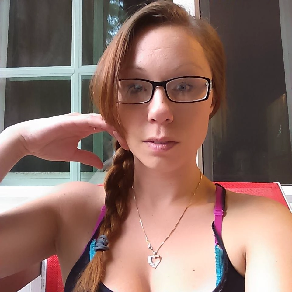 Kamela. 1