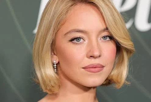 sydney_sweeney_zimage_lora_rel_260420