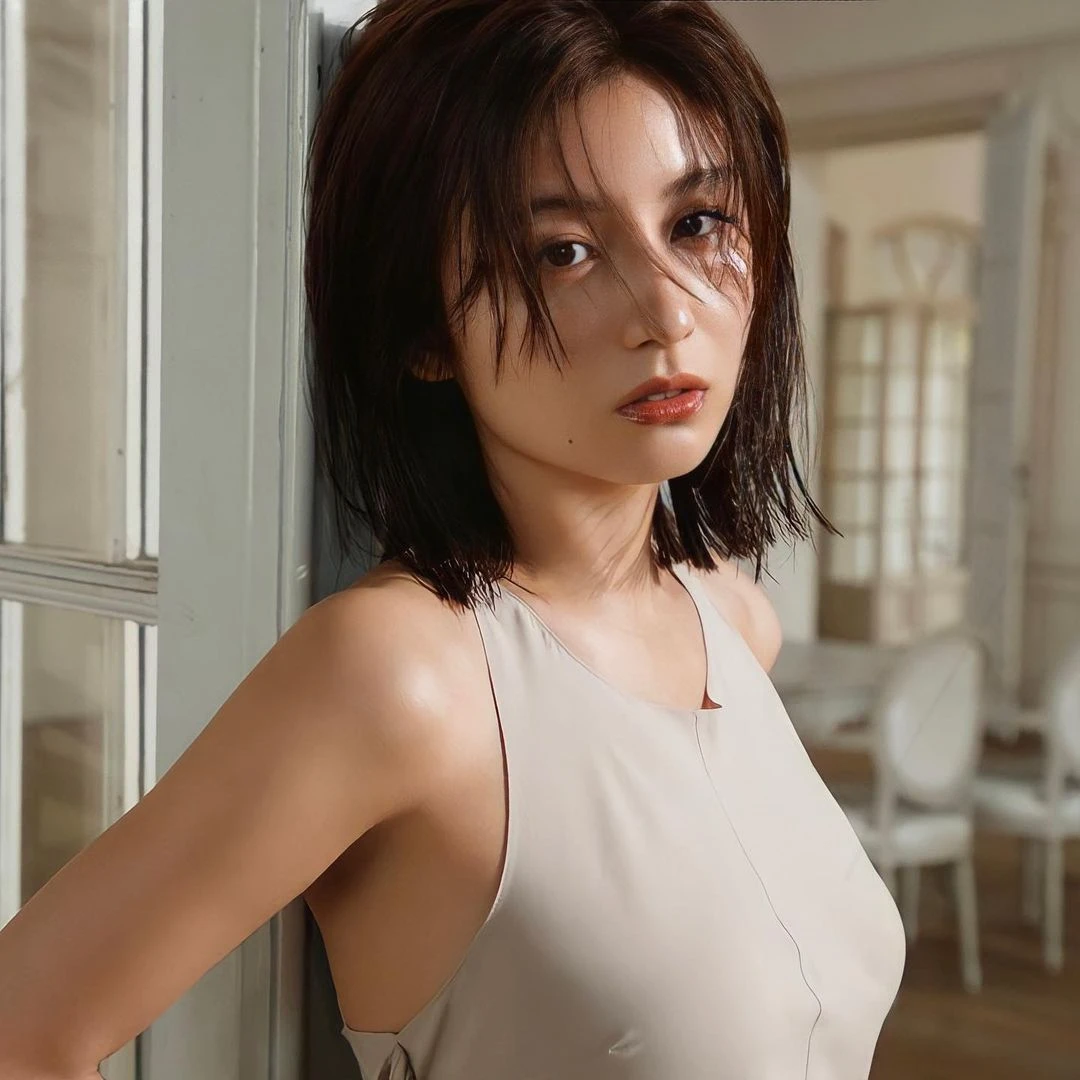 宇賀なつみ Natsumi UGA FLUX 1.0