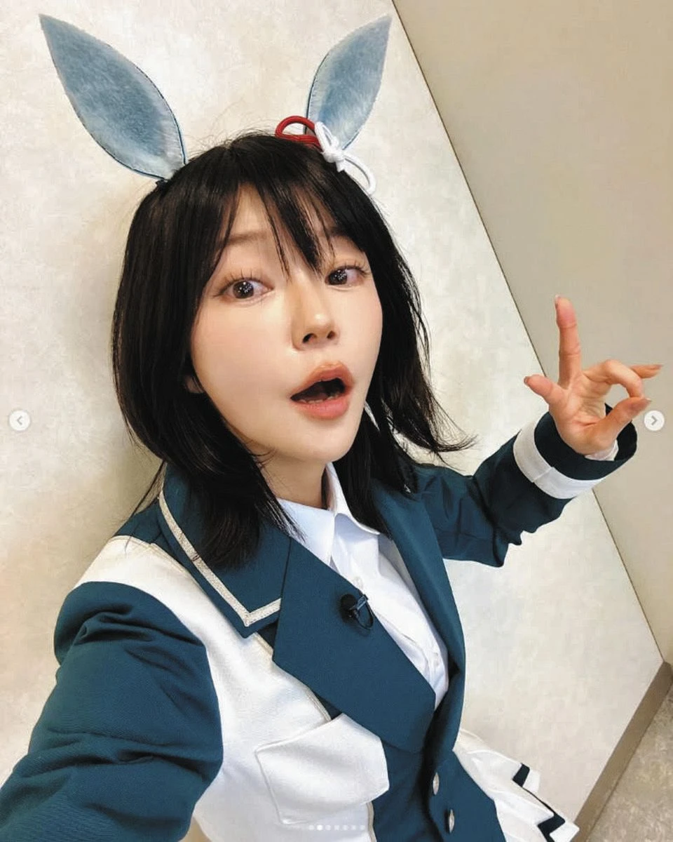 伊瀬茉莉也 18 v1.0