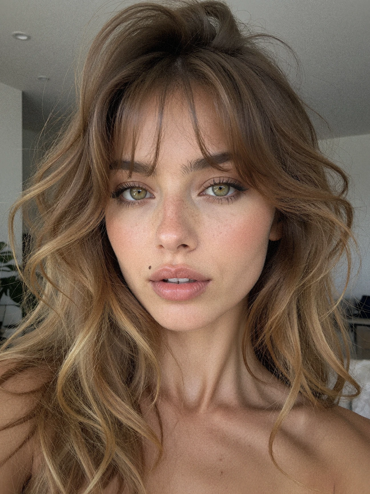 NiceGirls UltraReal KREA 2 1